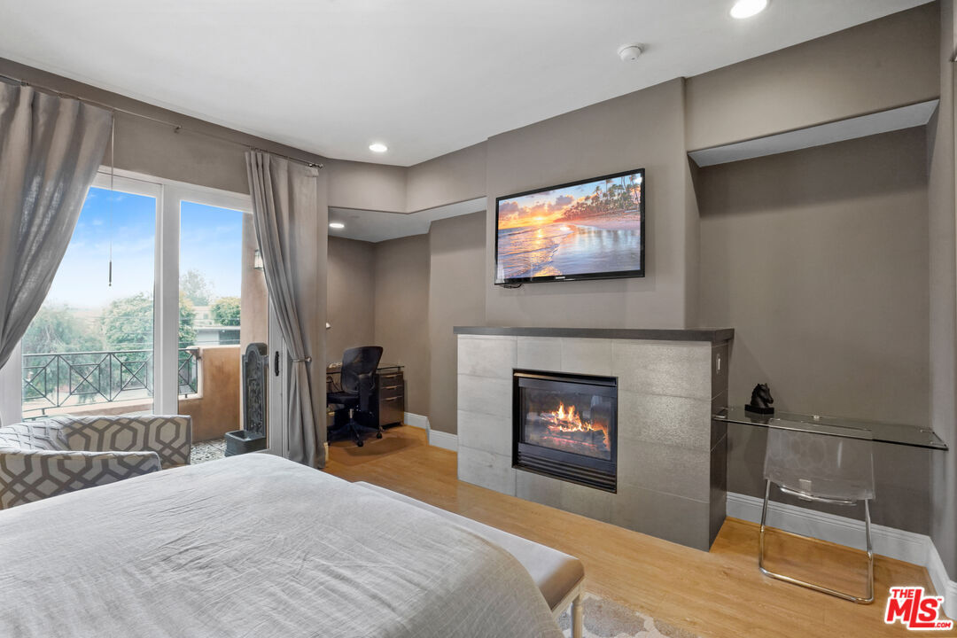 Property Photo: 16123 W Sunset Blvd CA 90272