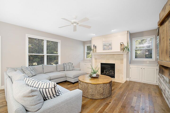 Property Photo: 2567 Carmel Drive OH 43035