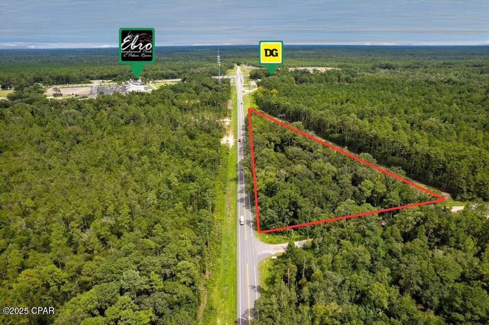 Property Photo: 5353 Capt Fritz/ Hwy 20 Road FL 32437