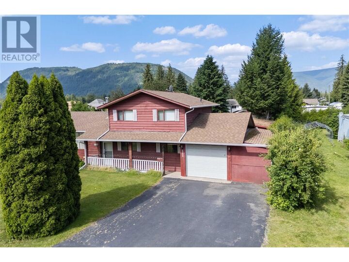 Property Photo: 1208 Sherlock Road BC V0E 2V1