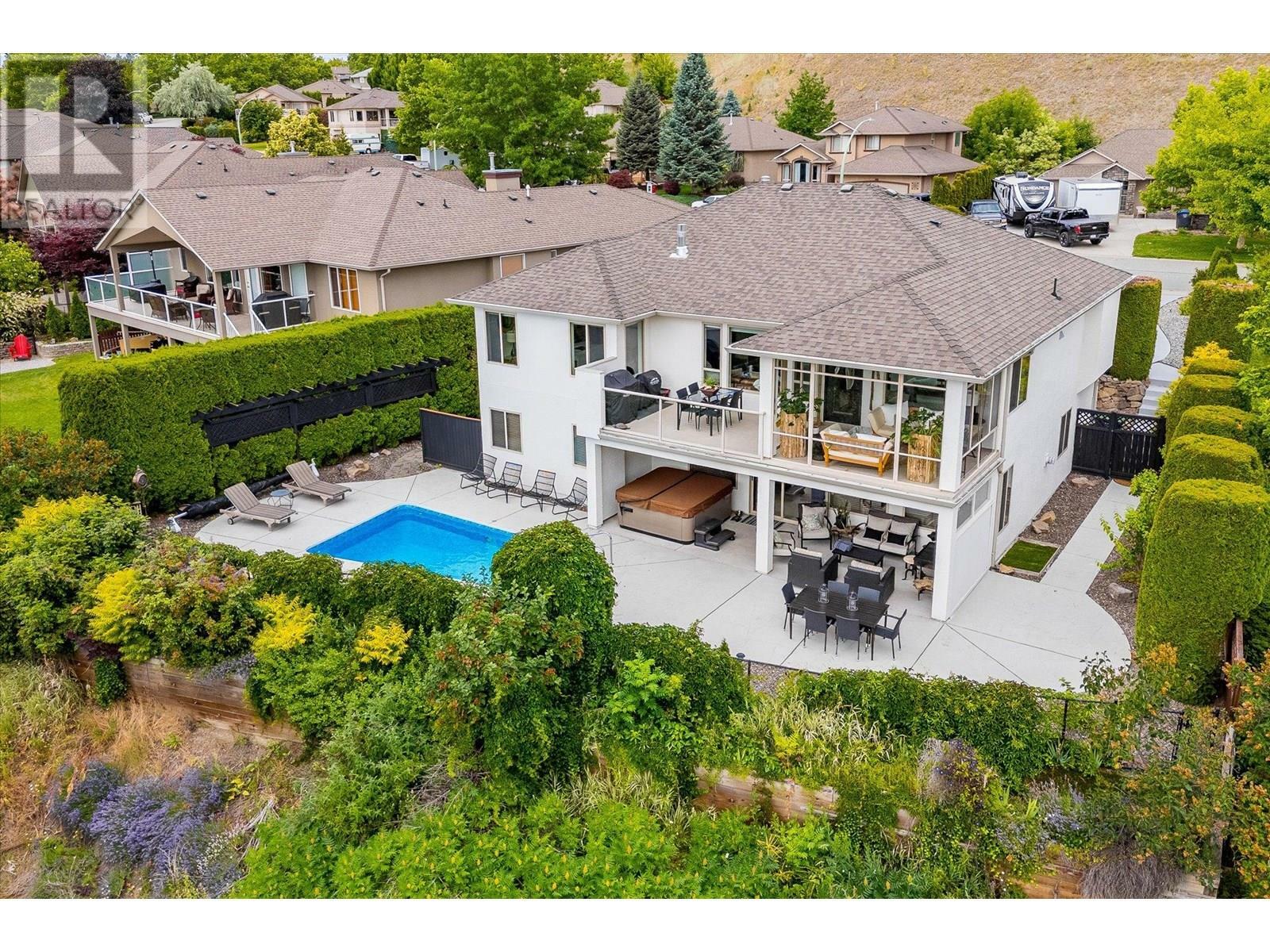 Property Photo: 843 Westview Way BC V1Z 3Z3