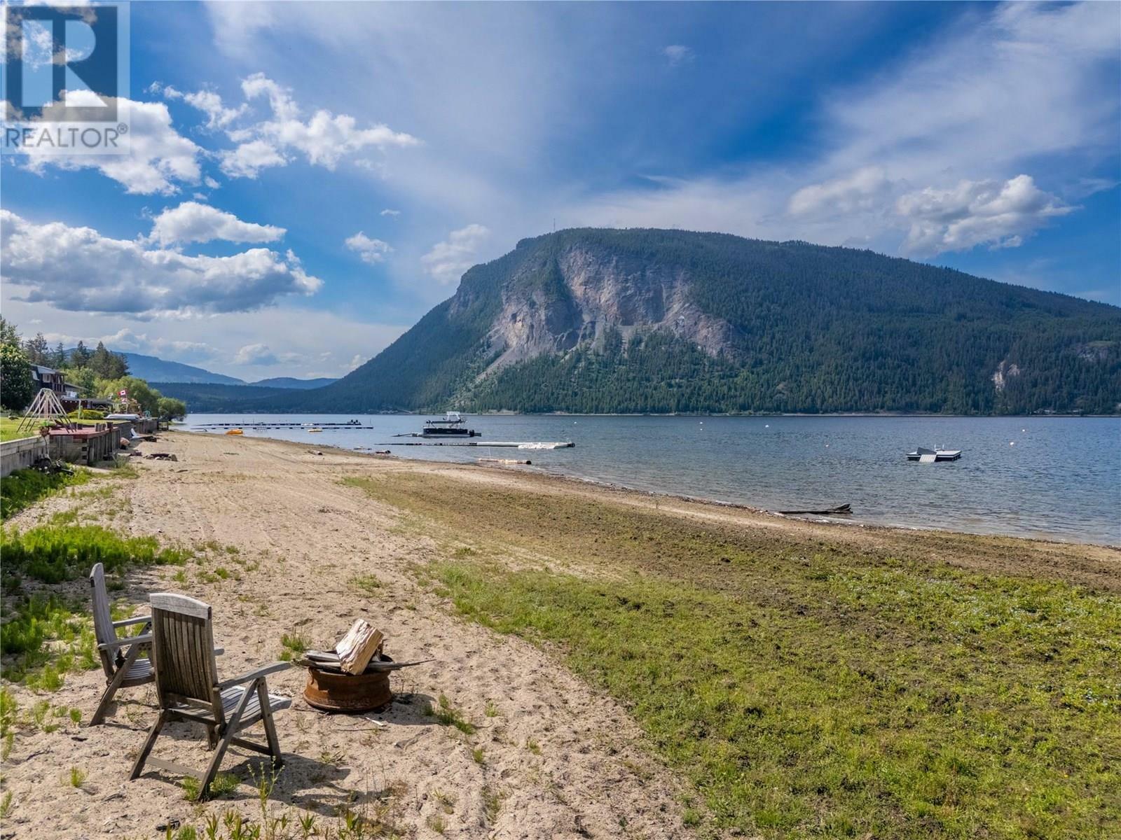 4701 75 Avenue Northeast  Salmon Arm BC V0E 1K0 photo