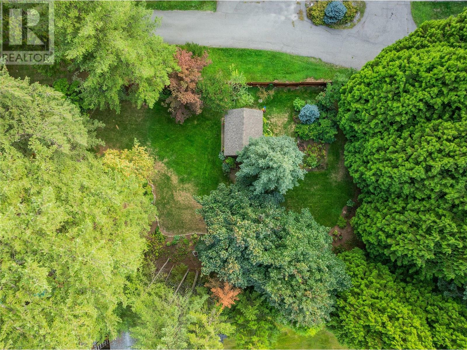 Property Photo: 2504 14th Avenue BC V1N 3P1