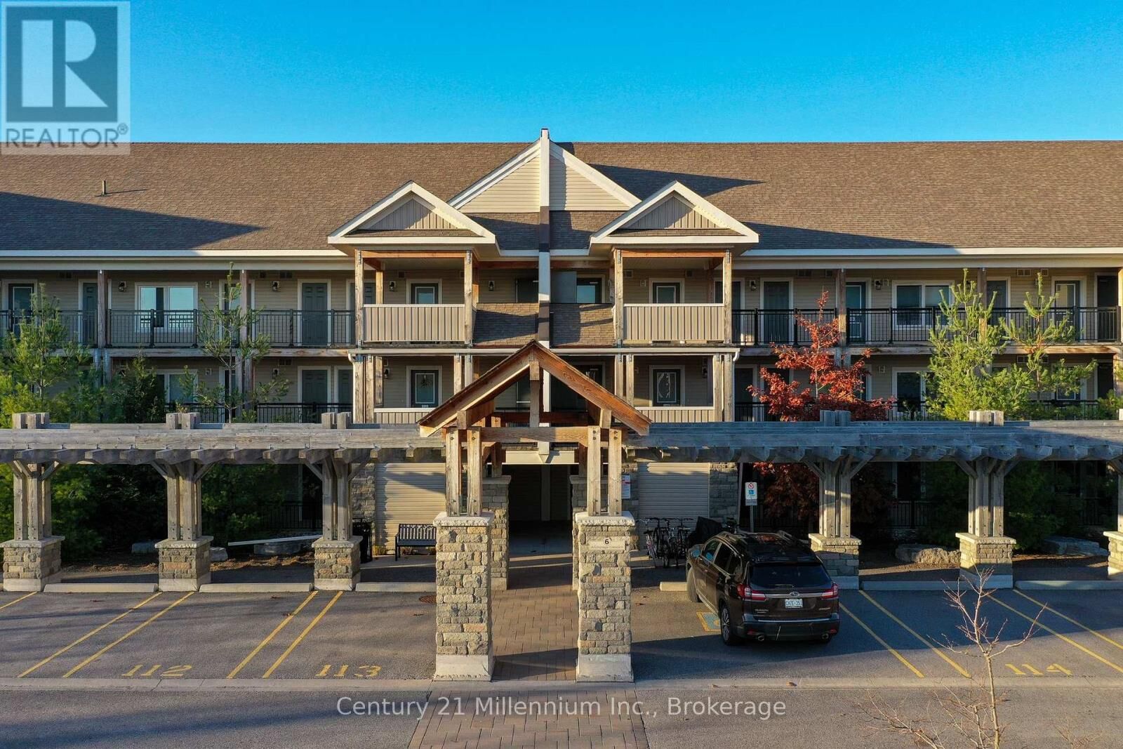 Photo de la propriété: 6 Anchorage Crescent 205 ON L9Y 0Y6