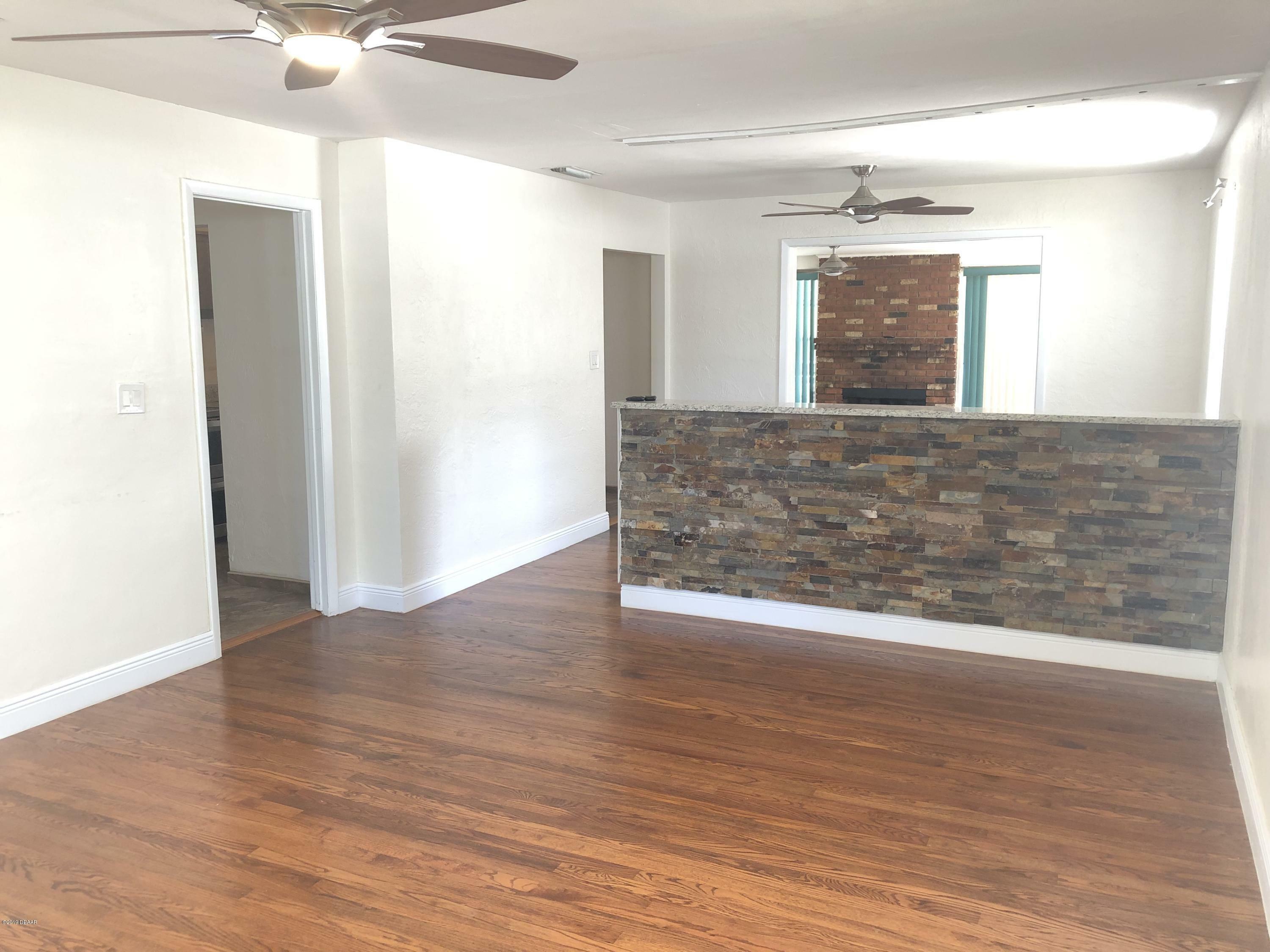 Property Photo: 455 6th Street FL 32117