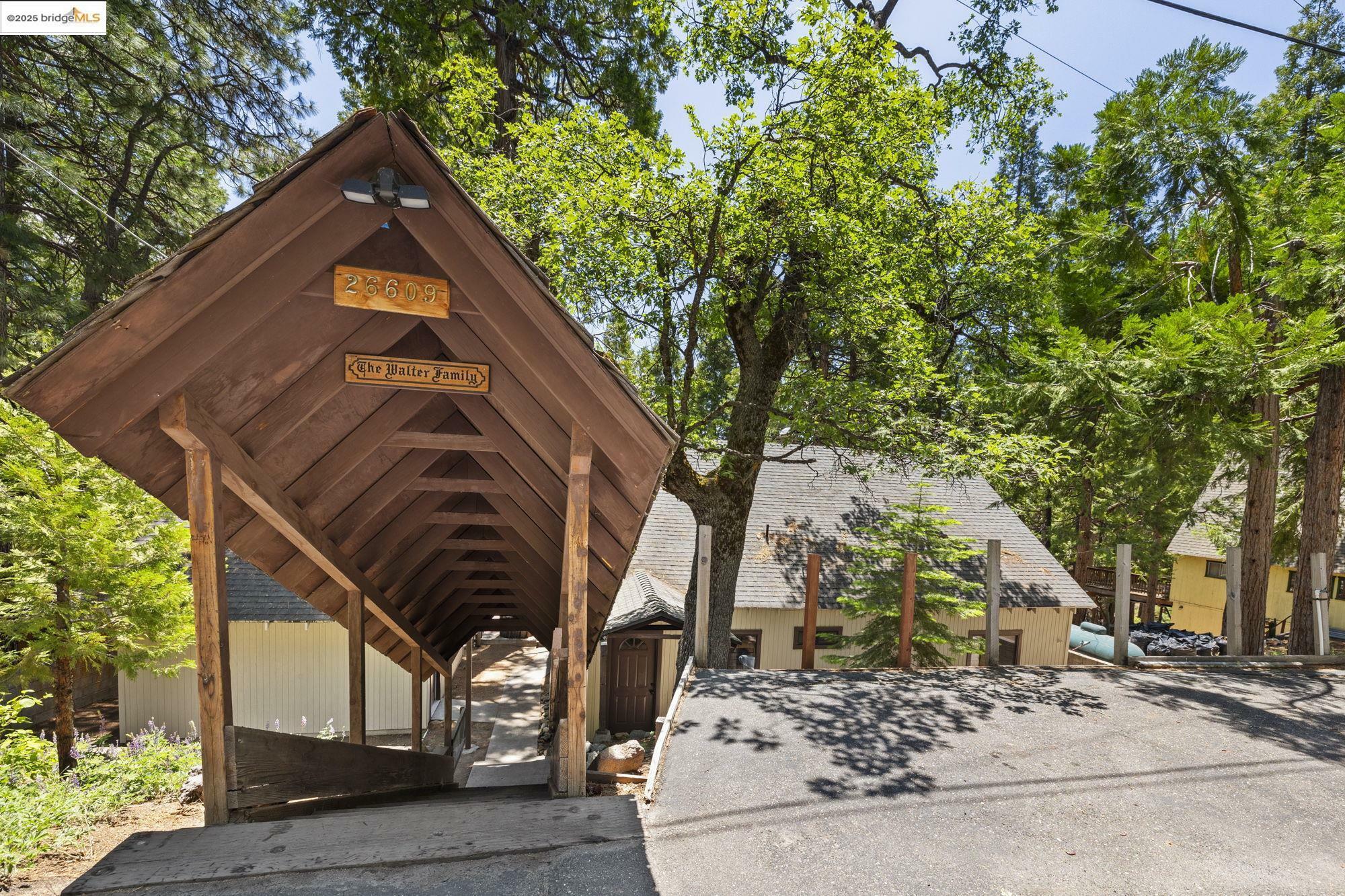 Property Photo: 26609 Old Mono Rd. CA 95335