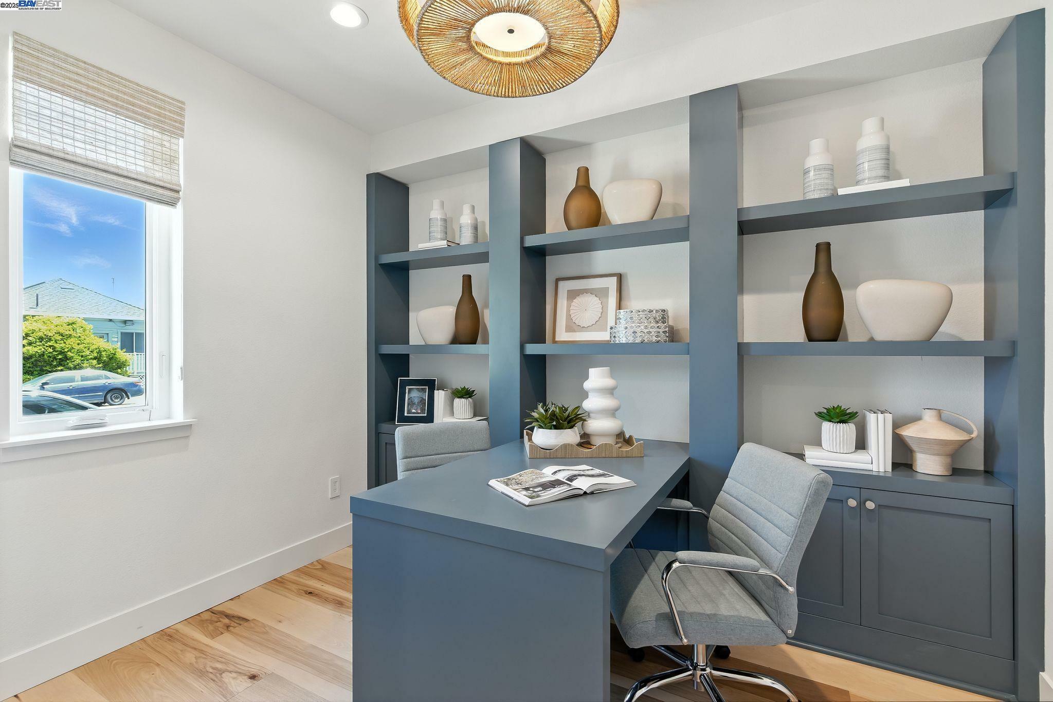 Property Photo: 1661 Ellen Craig Ave CA 94501