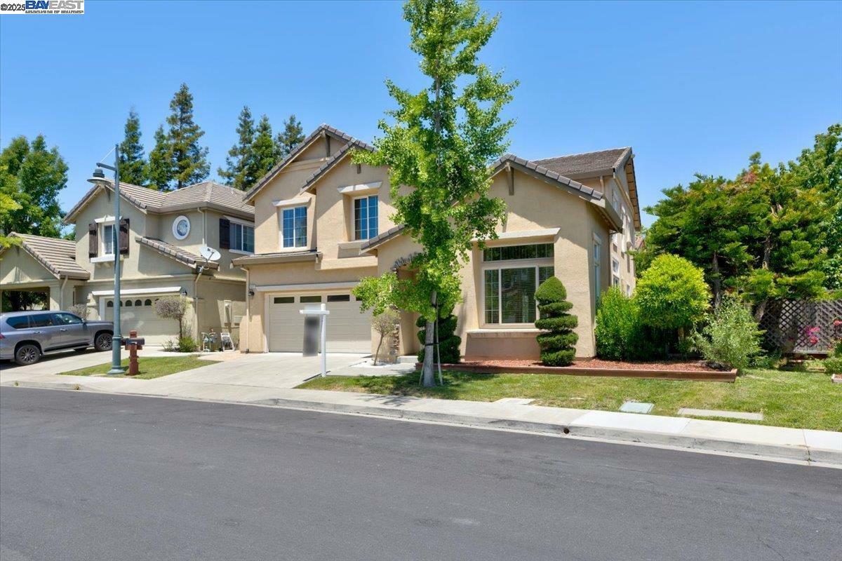 Property Photo: 5615 Applegate Way CA 94568