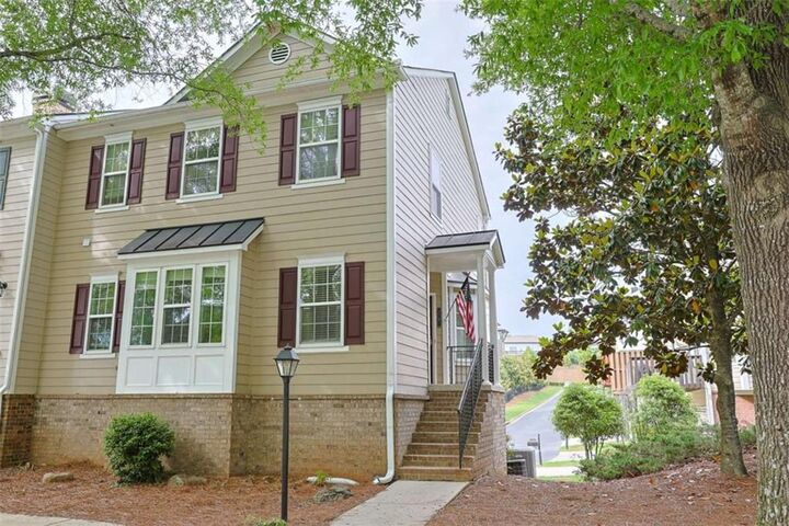 3761 Lake Point Boulevard  Suwanee GA 30024 photo