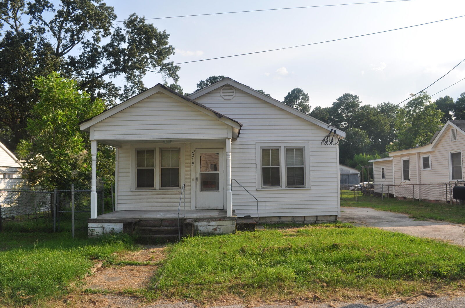Property Photo: 2219 Tudor Drive GA 30906