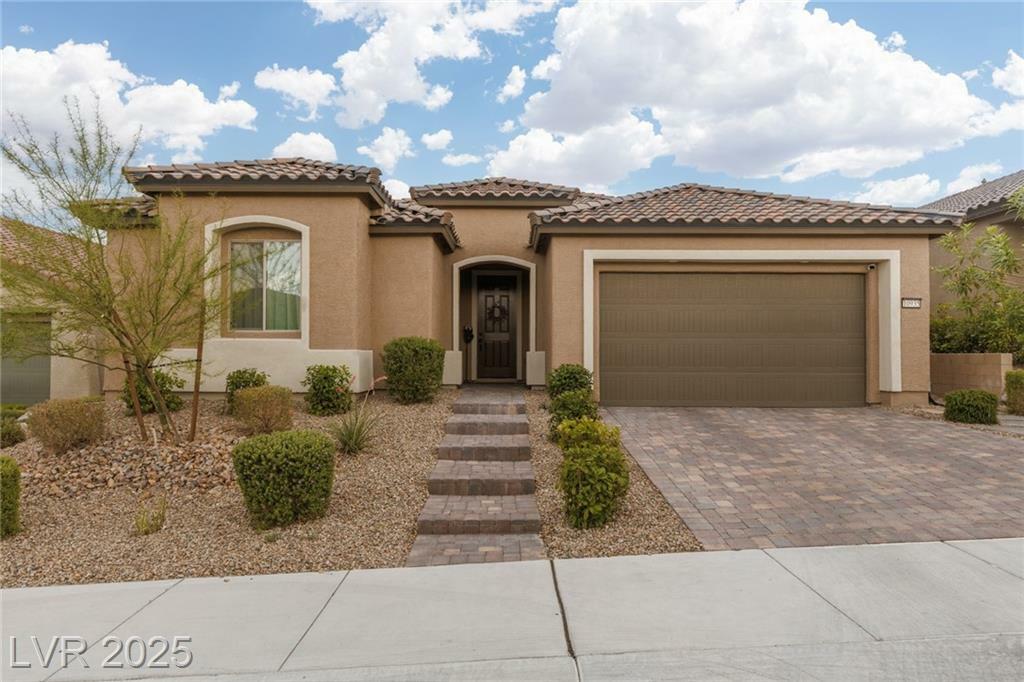 10935 Gardenova Avenue  Las Vegas NV 89166 photo