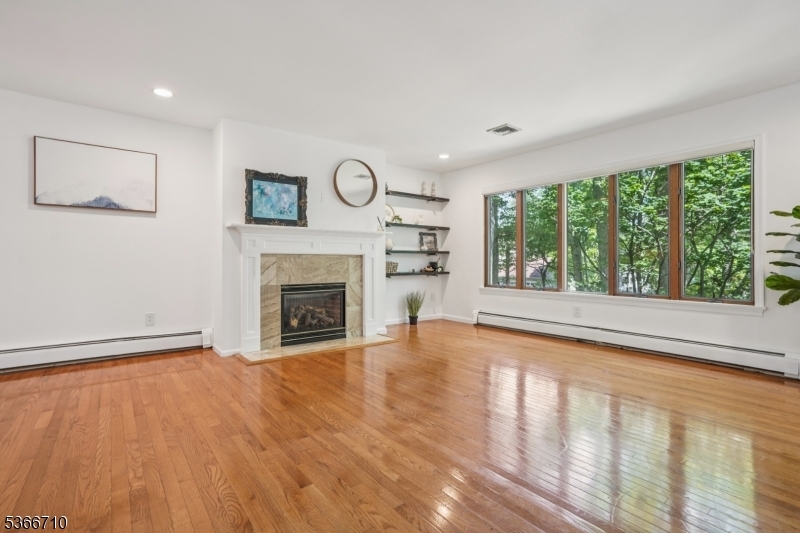 Property Photo:  15 Woglum Pl  NJ 07922 