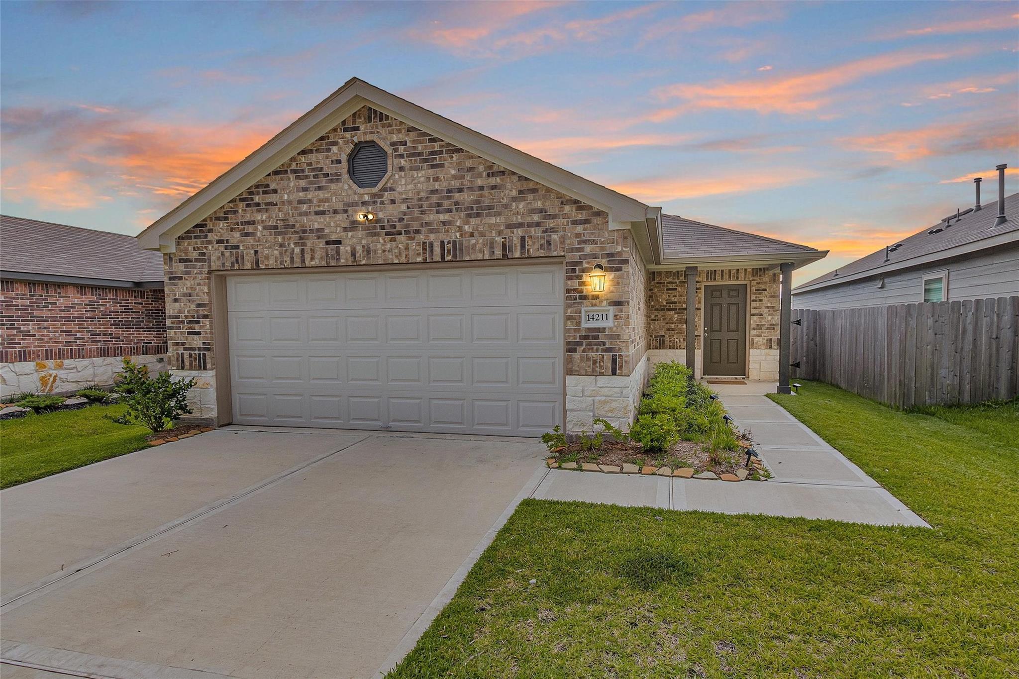 Property Photo: 14211 Sedona Ridge Drive TX 77303