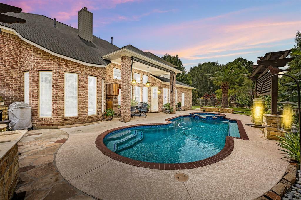 Property Photo: 21902 Erincrest Court TX 77450