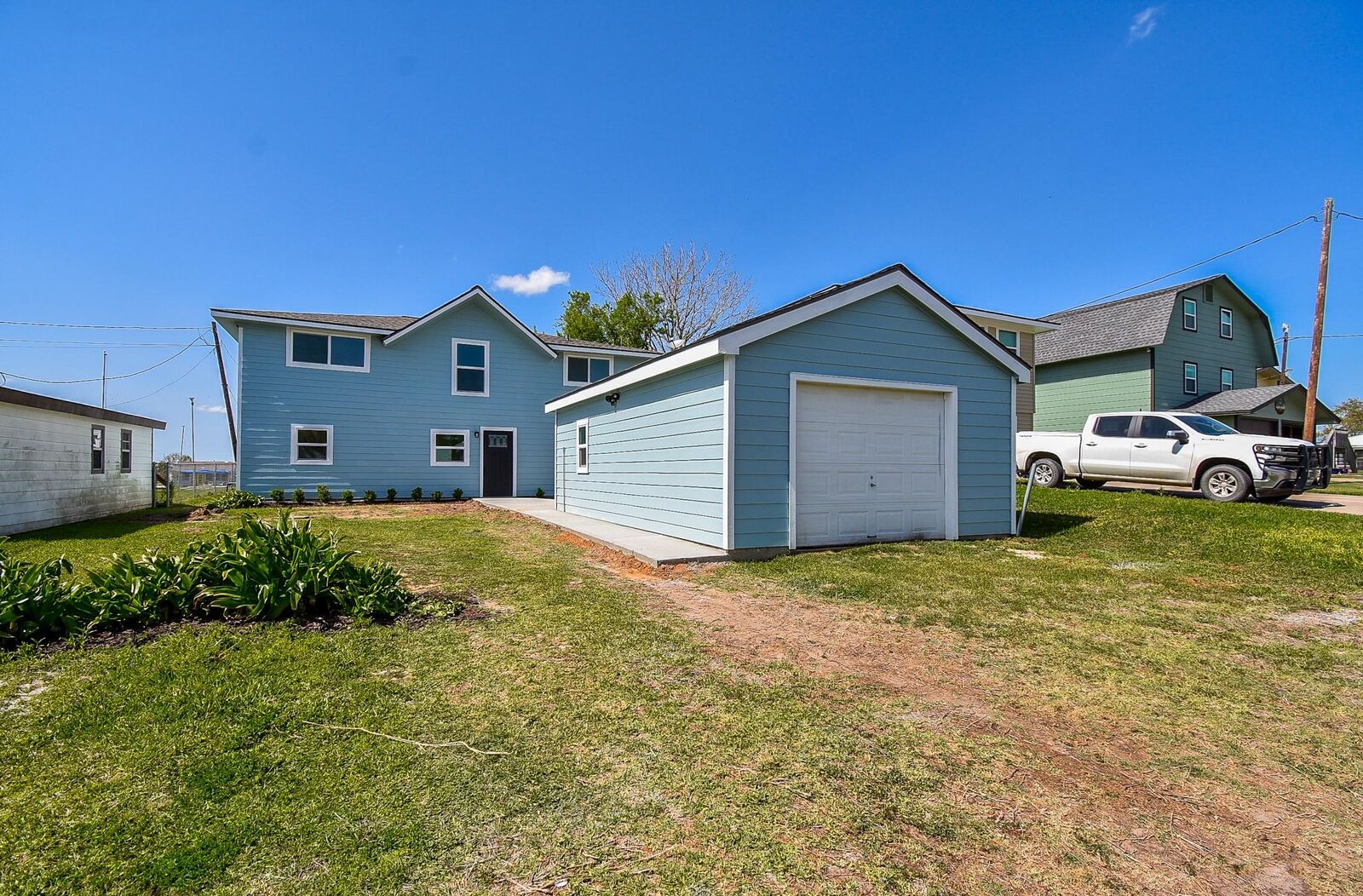 Property Photo: 5341 County Road 868E TX 77422