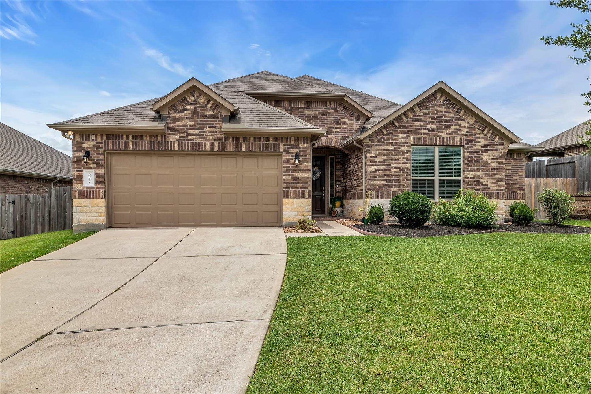 Property Photo: 6024 Calypso Court TX 77304