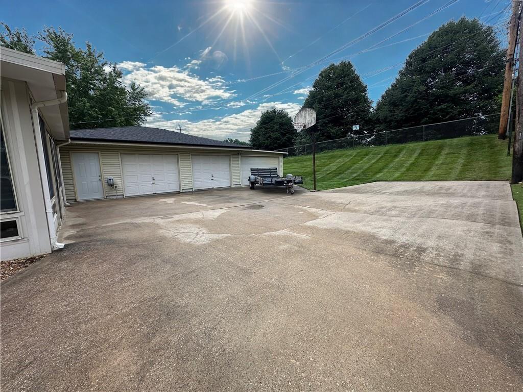Property Photo: 12913 E 41st Street S MO 64055