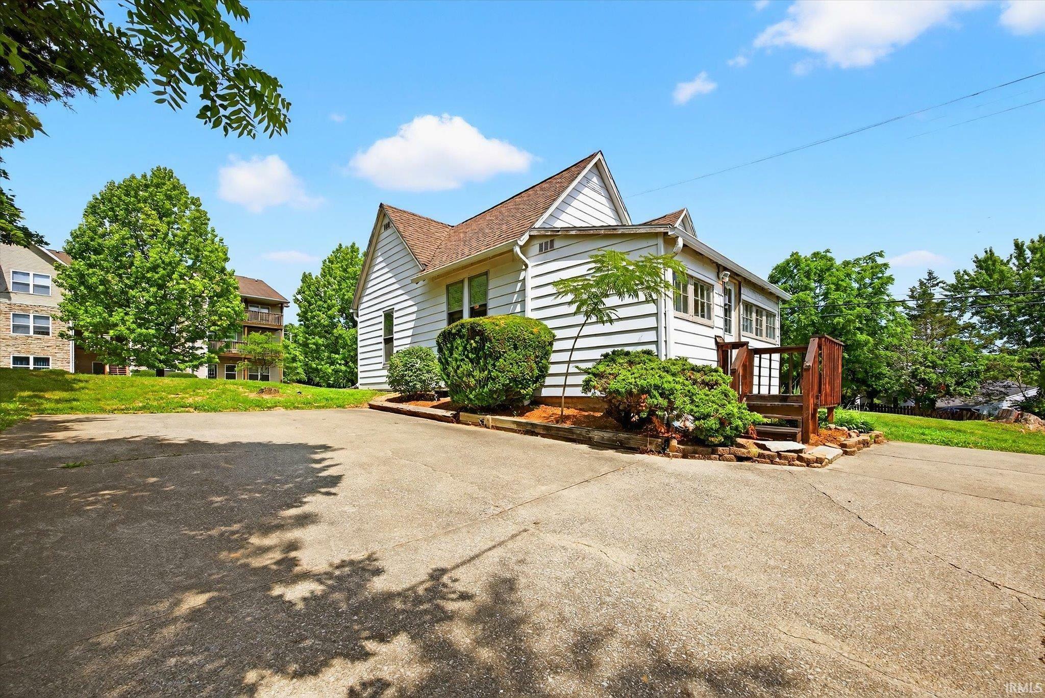 Property Photo: 1499 W Allen Street IN 47403