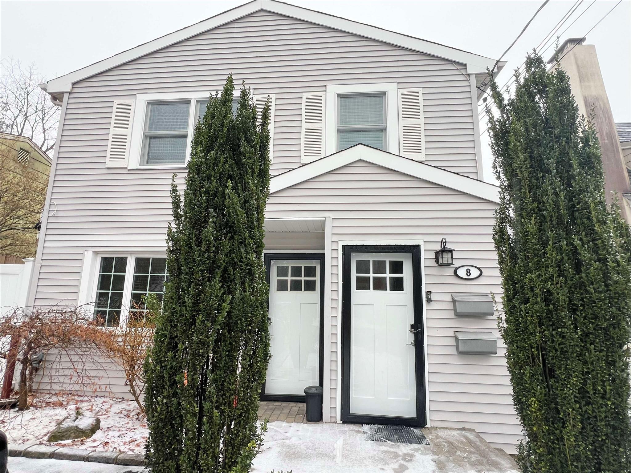 8 Albin Street  Glen Cove NY 11542 photo