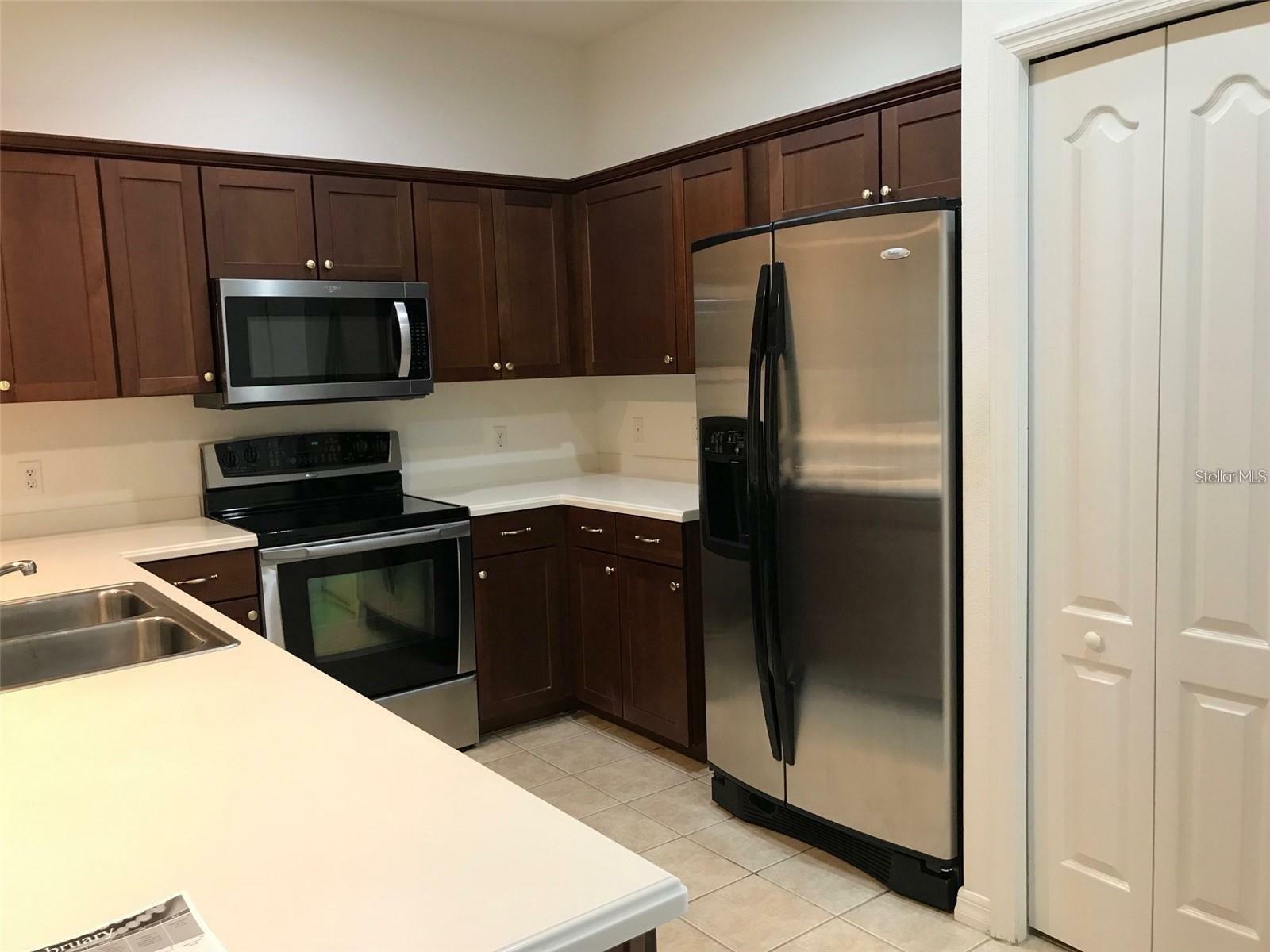 Property Photo:  1207 Jonah Drive  FL 34289 