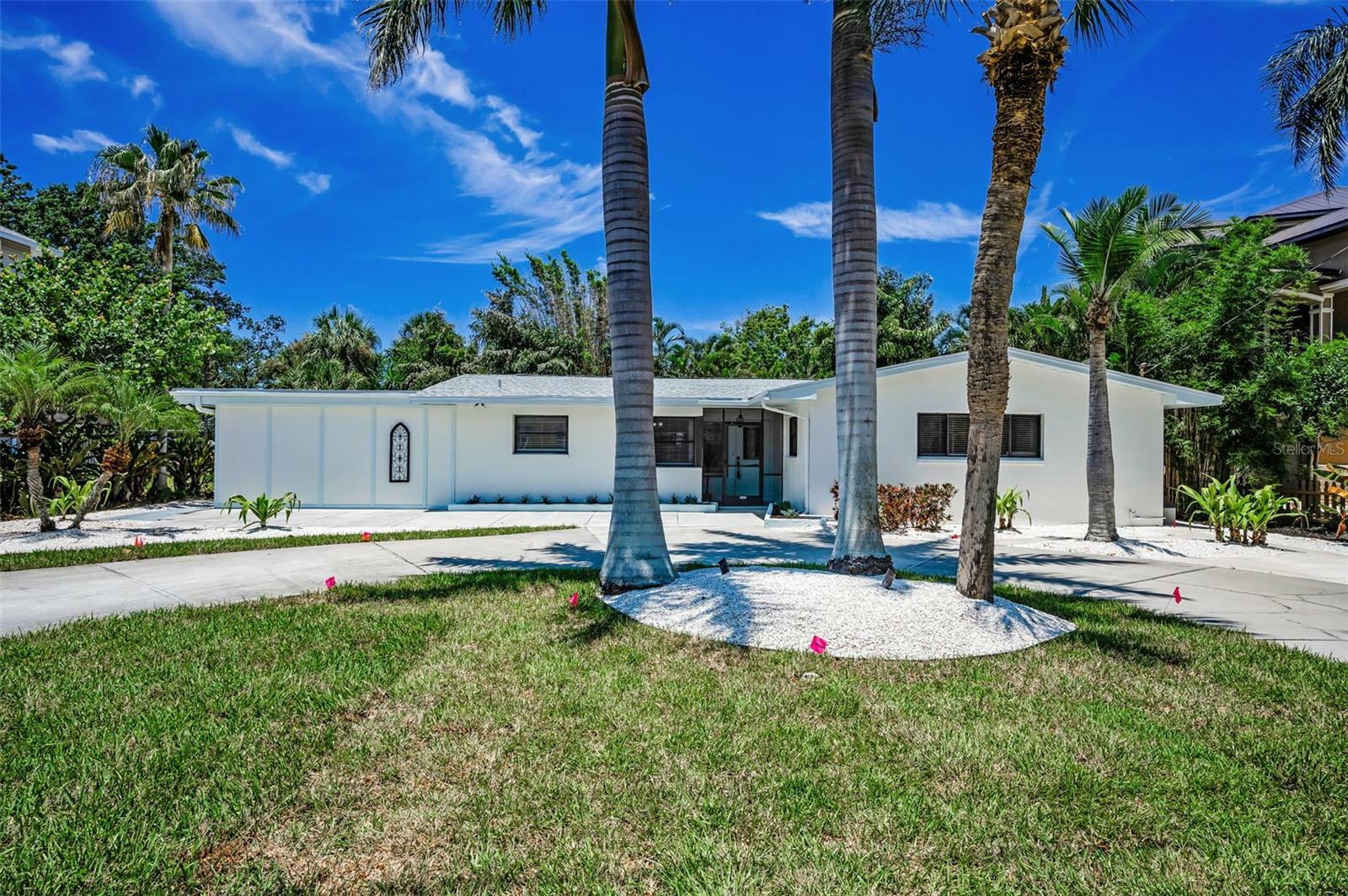 Property Photo: 112 Peterson Lane FL 34683
