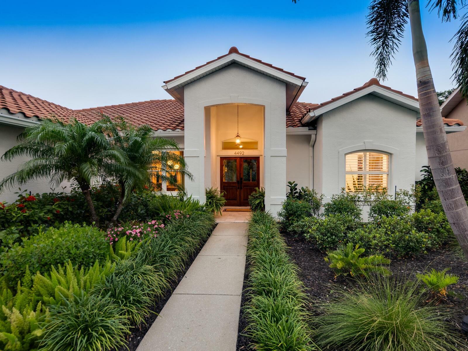 4492 Del Sol Boulevard  Sarasota FL 34243 photo