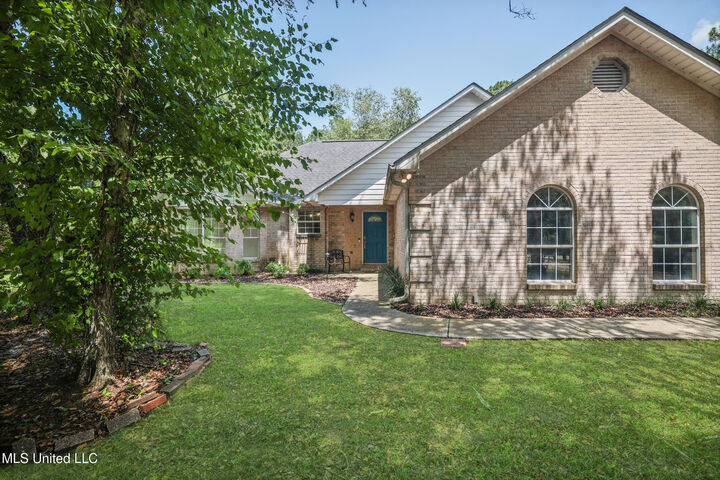 Property Photo: 8004 Martin Bluff Road MS 39553