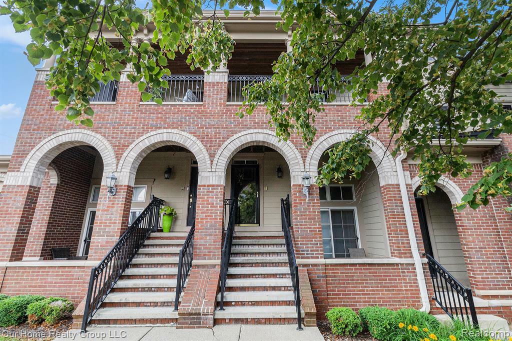 Property Photo: 3994 Forester Boulevard MI 48326 3053