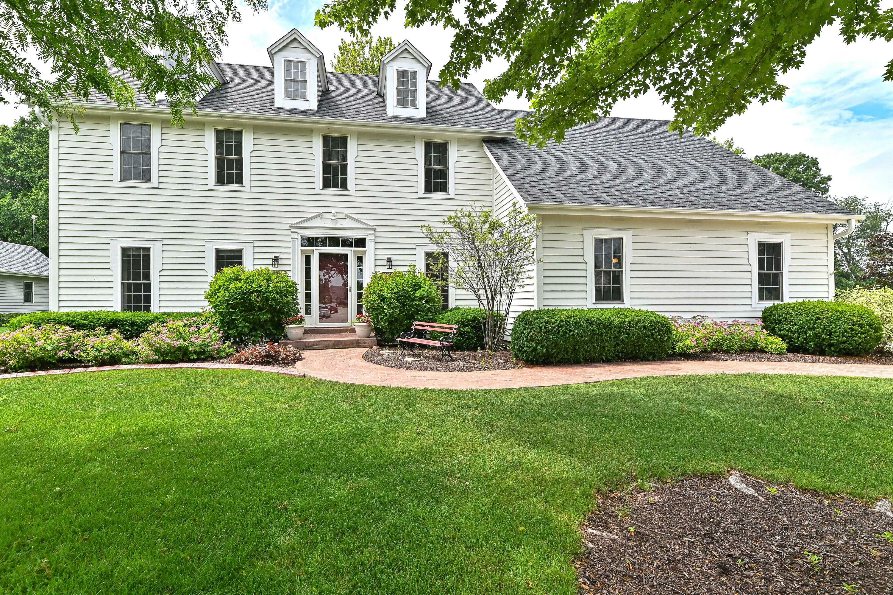 W151n10763 Preserve Pkwy  Germantown WI 53022 photo
