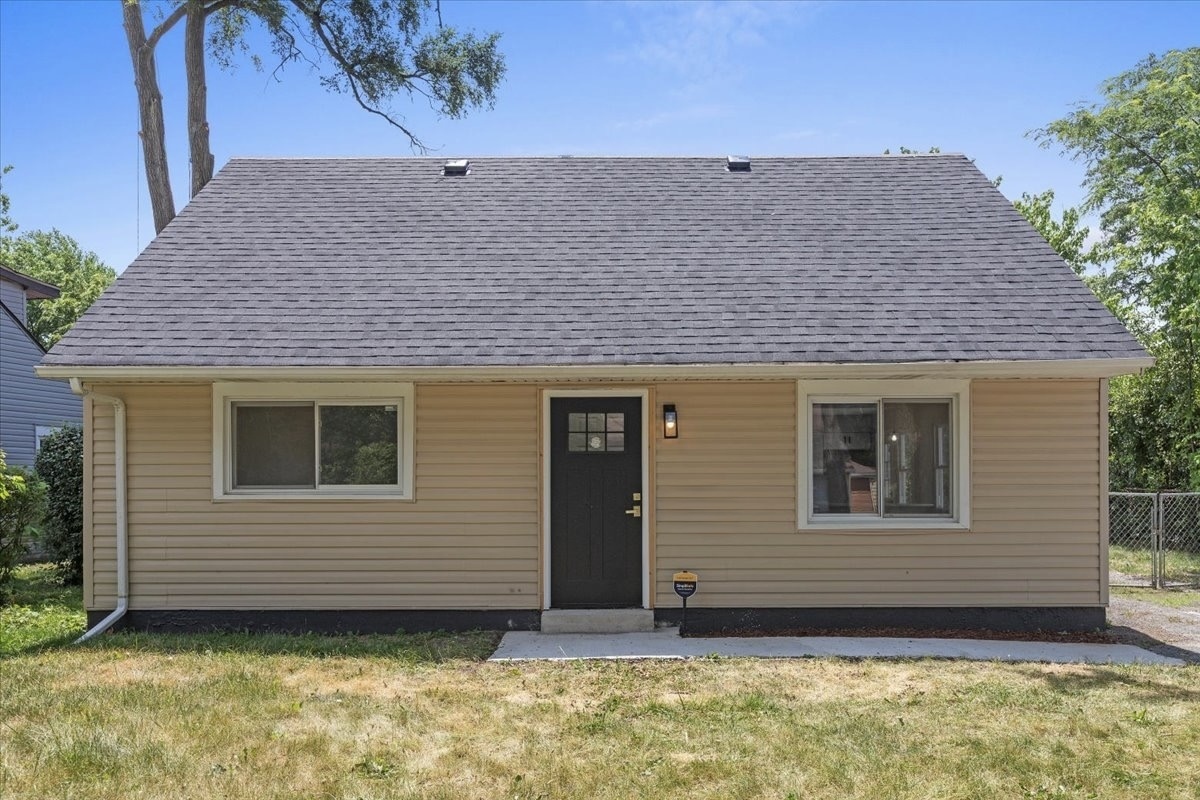 Property Photo: 269 Arrowhead Street IL 60466