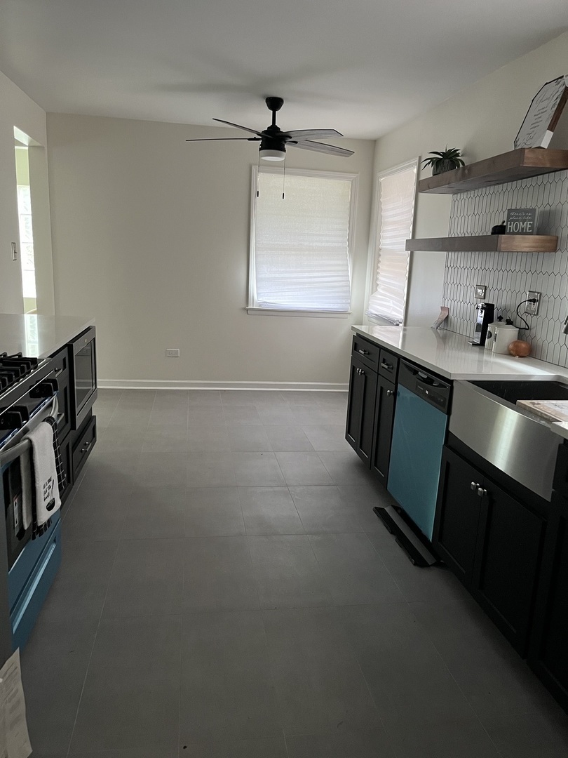 Property Photo: 14221 S Dearborn Street IL 60827