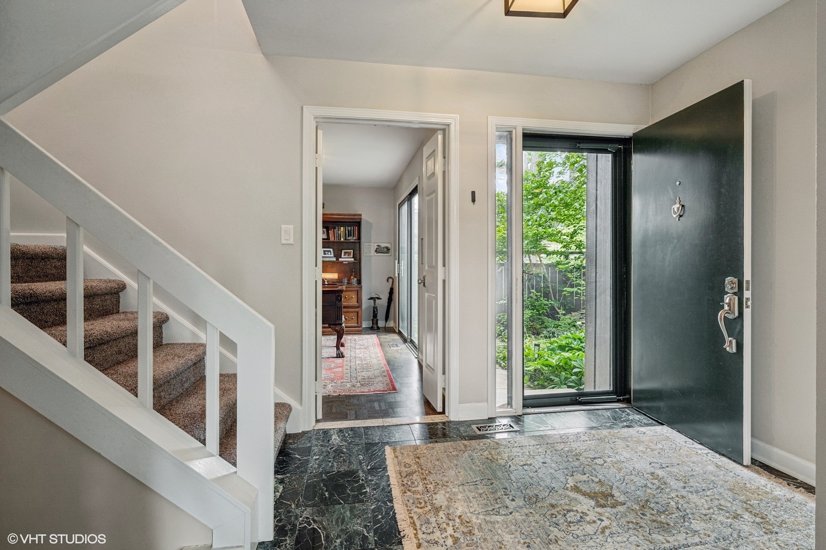 Property Photo:  313 Woodview Road  IL 60010 