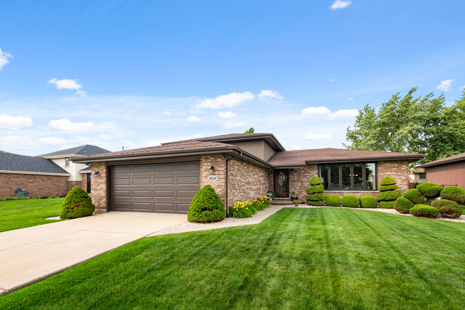 Property Photo: 8648 Carriage Lane IL 60487