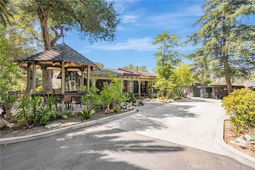 Property Photo: 1126 Katherine Road CA 93063