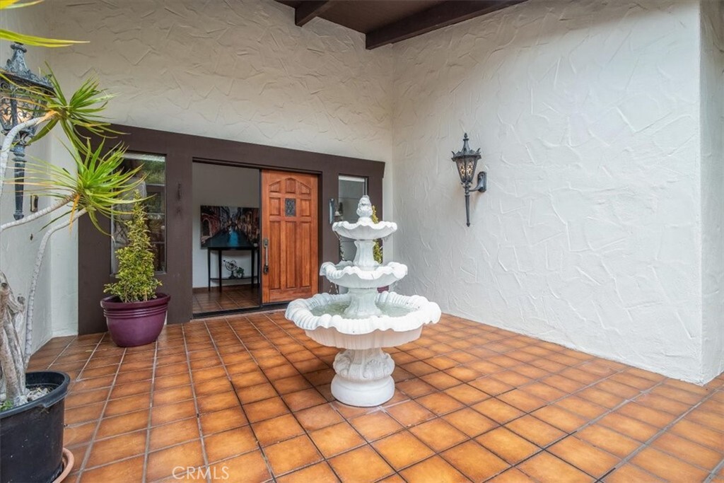 Property Photo: 445 Firestone Way CA 93436