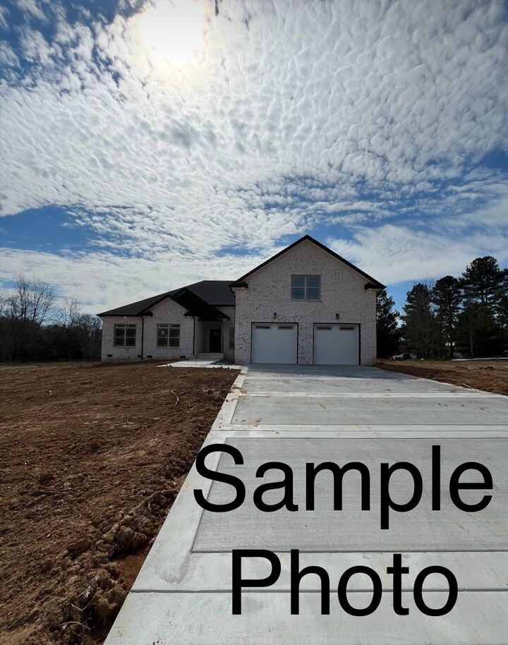 390 Young Lane  Pleasant View TN 37146 photo