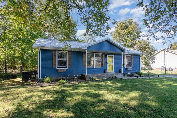 Property Photo: 614 Joshua Dr TN 37042