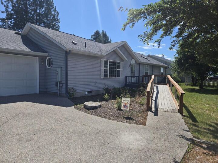 Property Photo: 503 S Bernard St WA 99109