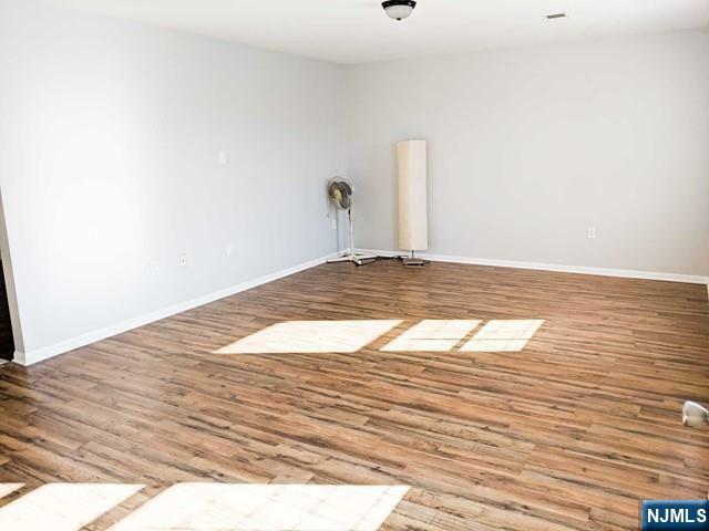 Property Photo:  10 Elm Court 2nd Flr  NJ 07002 