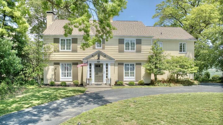 Property Photo:  141 Manor Lane  KY 41075 