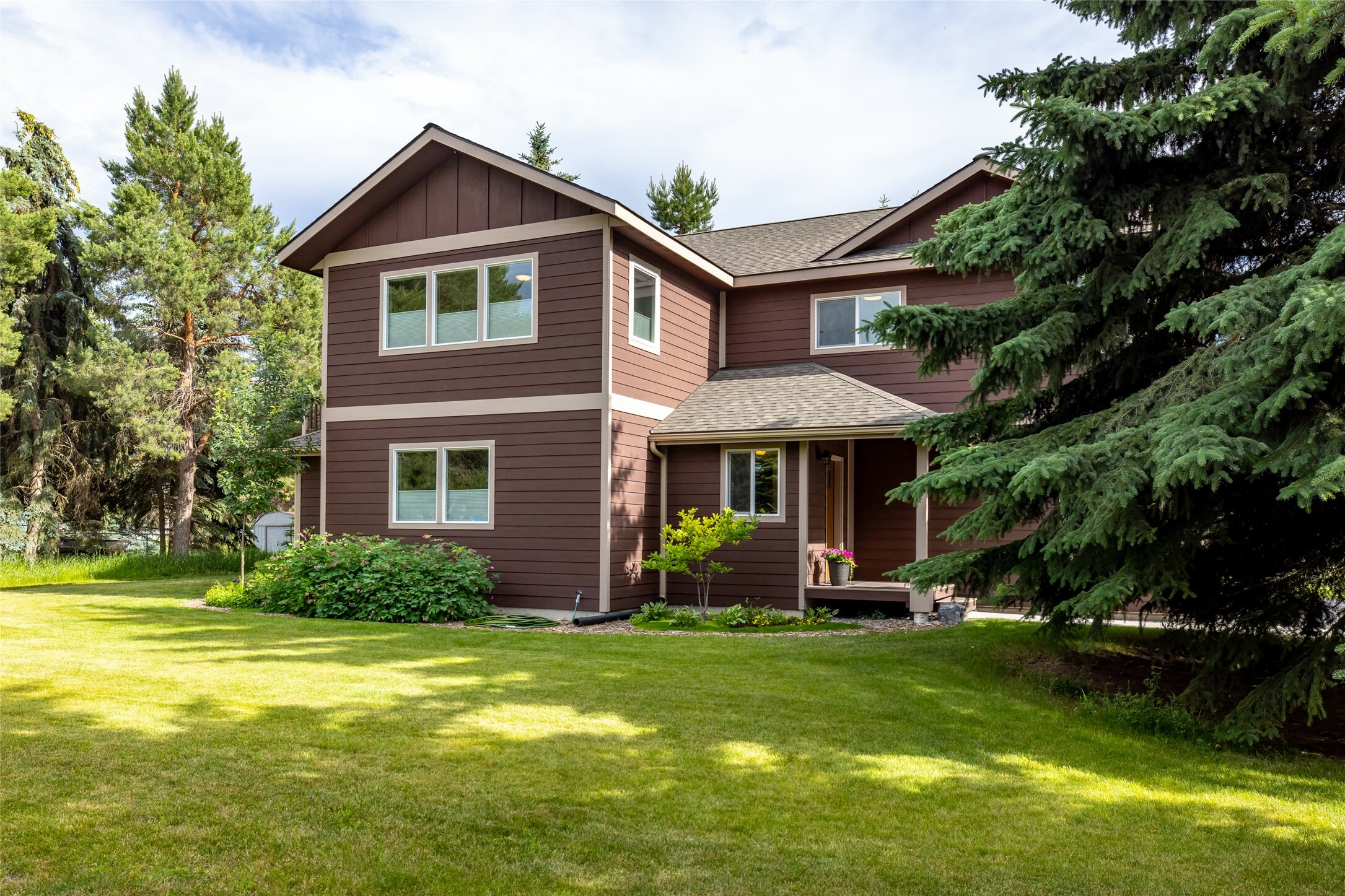 Property Photo:  634 Country Way  MT 59901 