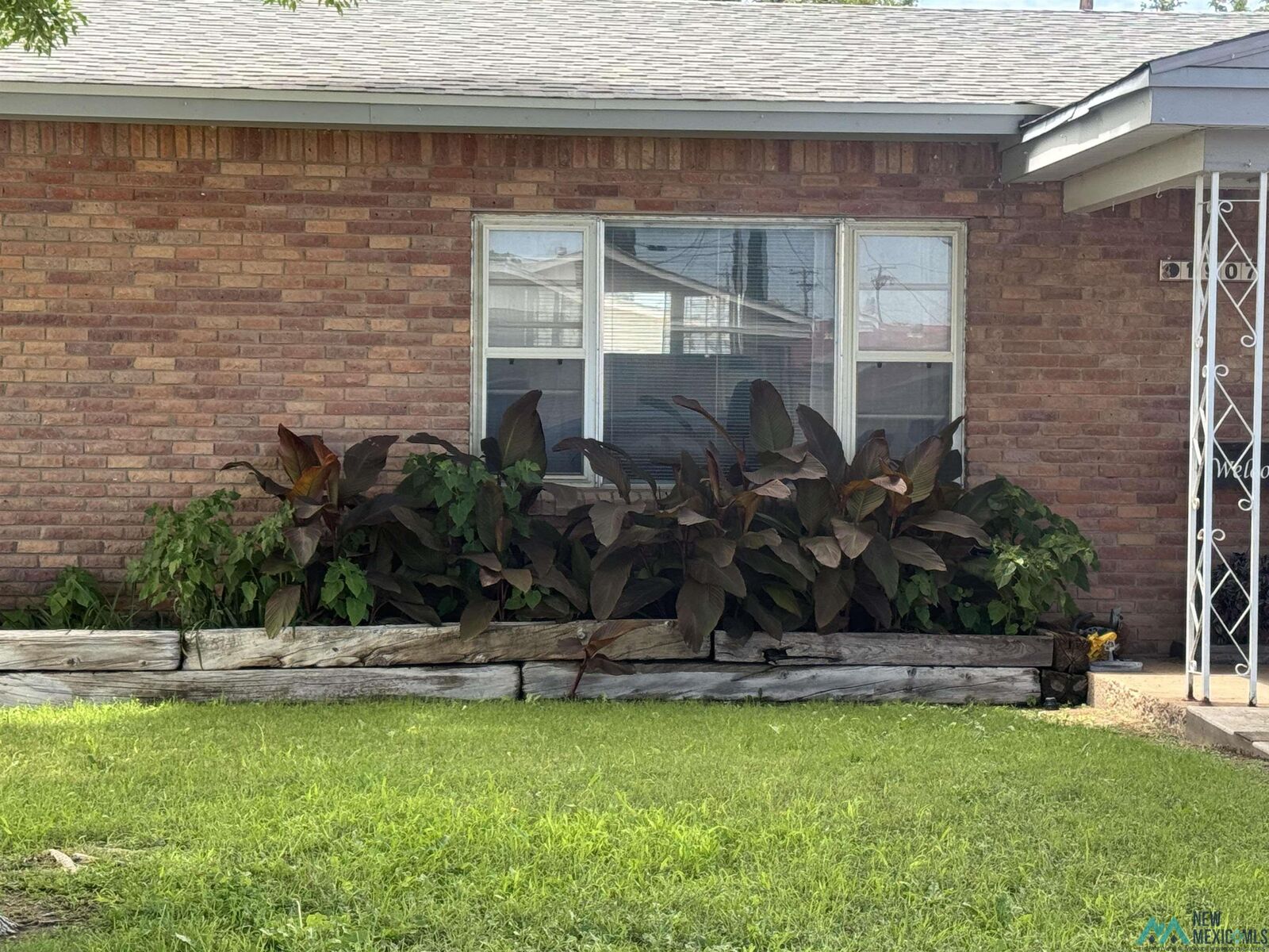 Property Photo:  1907 W Runyan Avenue  NM 88210 