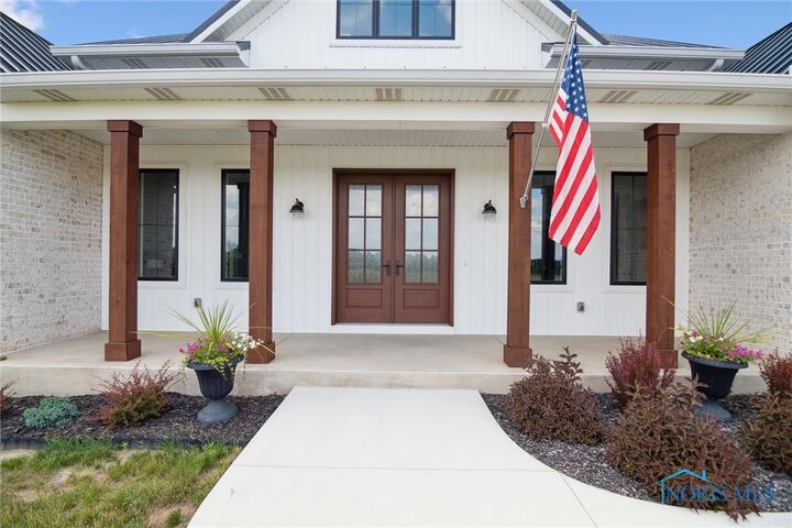 Property Photo:  4831 County Road 4-50 Road  OH 43517 