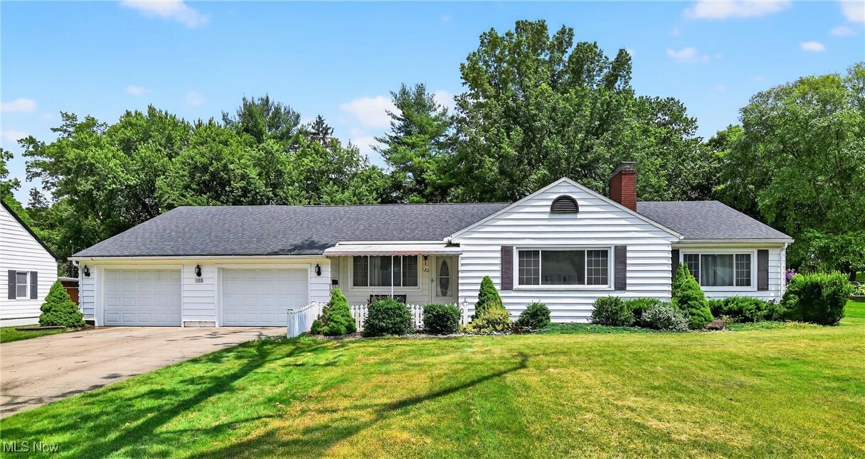 120 N Middle Street  Columbiana OH 44408 photo
