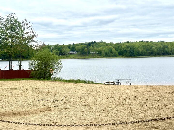 Property Photo:  19 Abnaki Path  NH 03237 