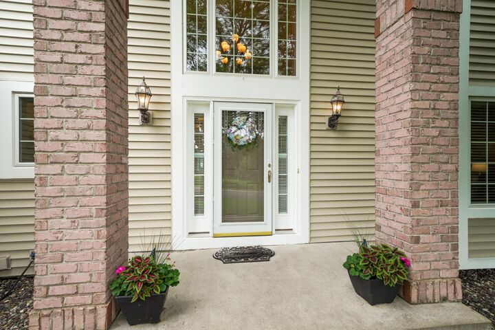 Property Photo:  8017 Lismore Circle  MN 55347 