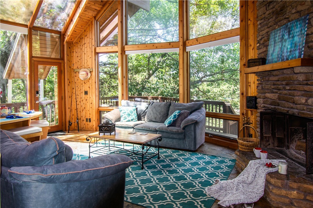 21337 Black Oak Drive  Garfield AR 72732 photo