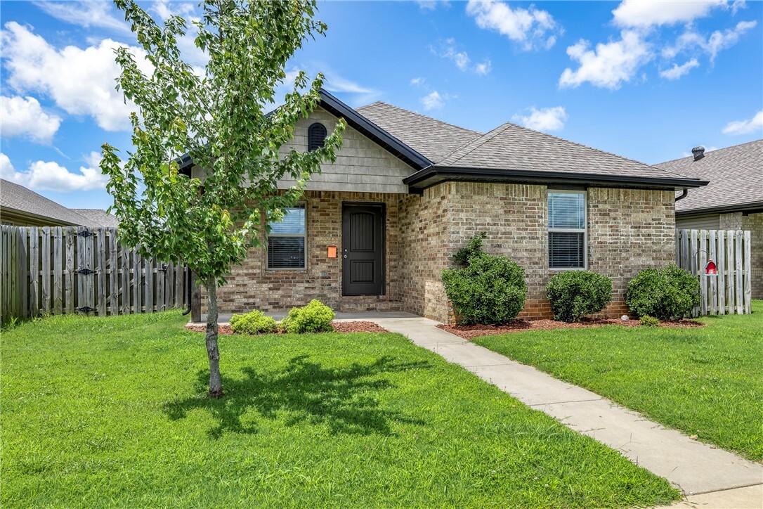 Property Photo: 708 SW Willowpoint Road AR 72712