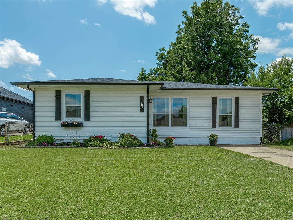 Property Photo: 1405 W Watts Street OK 73036