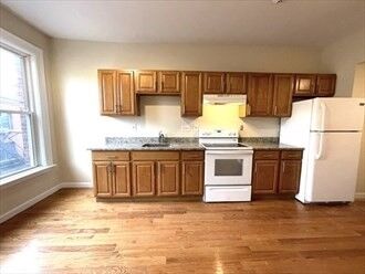 4 Washington Ave 38  Chelsea MA 02150 photo